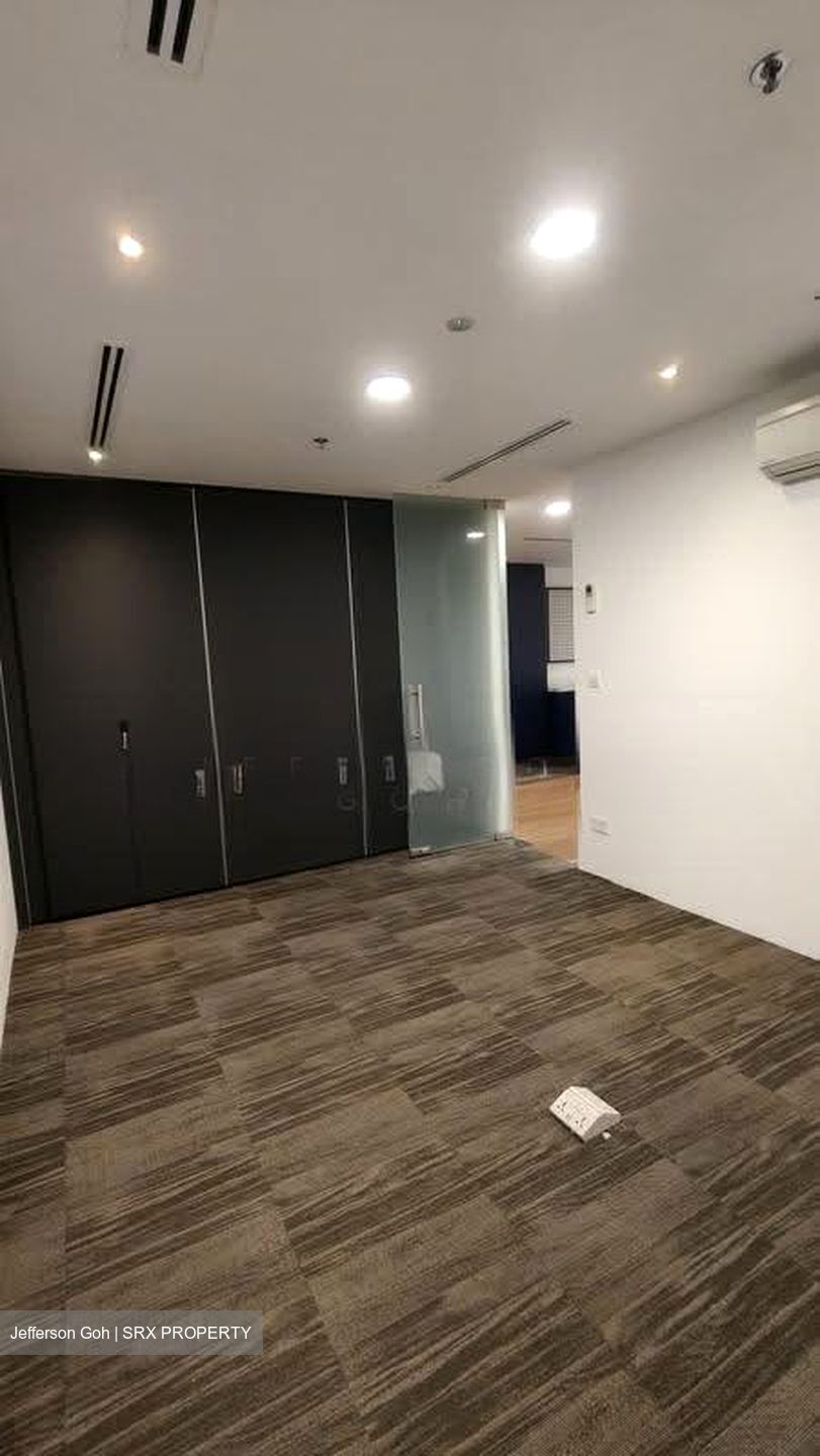 International Plaza (D2), Office #630122001
